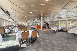 Portland Spirit | Columbia Deck | Interior Portland Spirit Columbia Deck