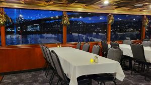 Willamette Star | Willmatte Deck | At night with holiday decor